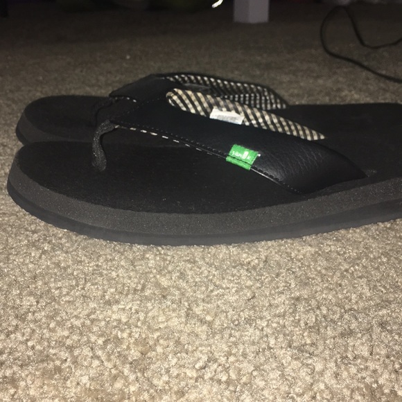Sanuk Shoes - Sanuk sandals. Worn once’s